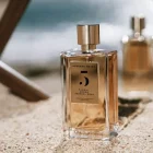 دکانت عطر روزندو متئو شماره ۵ فلورال ، امبر، سنشوال امبر | Rosendo Mateu Olfactive Expressions Rosendo Mateu Nº ۵ Floral, Amber, Sensual Musk - تصویر 5
